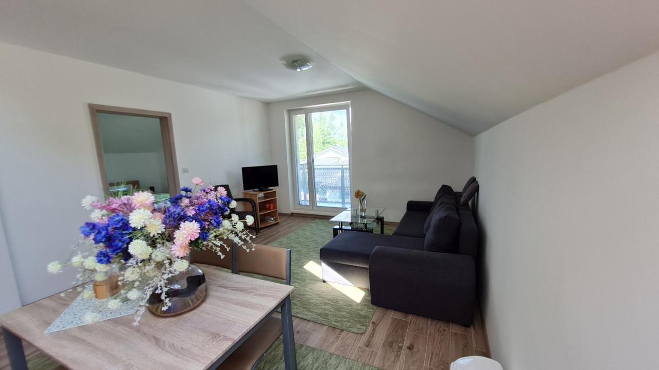 Kajula Apartment Besenova Luaran gambar