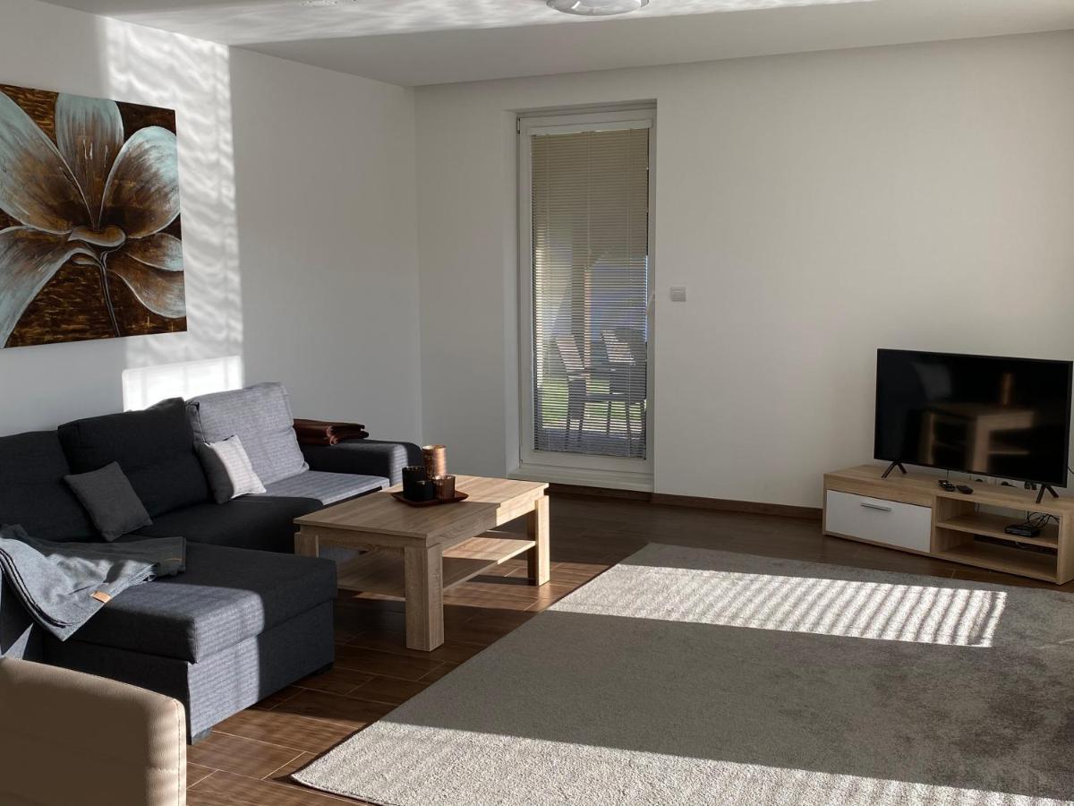 Kajula Apartment Besenova Luaran gambar