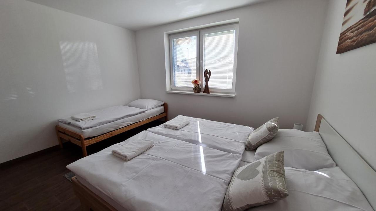 Kajula Apartment Besenova Luaran gambar
