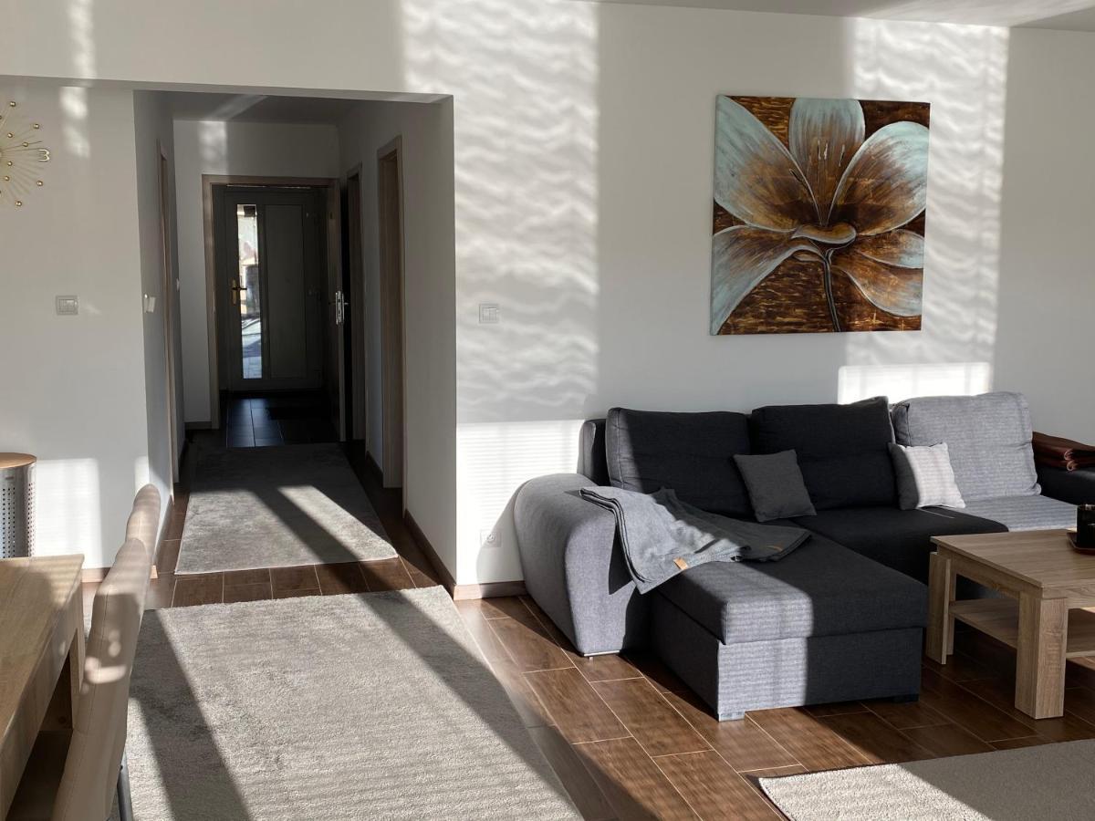 Kajula Apartment Besenova Luaran gambar