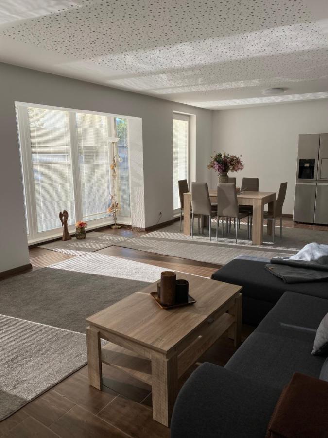 Kajula Apartment Besenova Luaran gambar